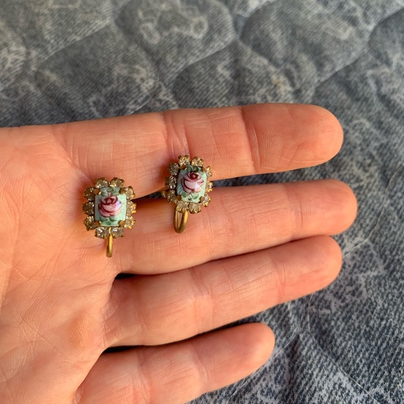 Vintage Earrings - Picture 1 of 6